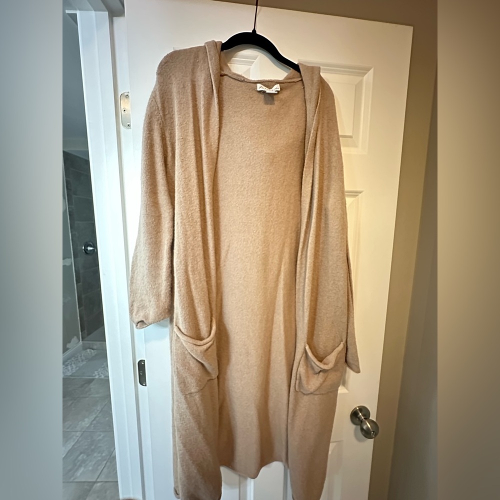Long Tan Sweater with pockets and hoodie